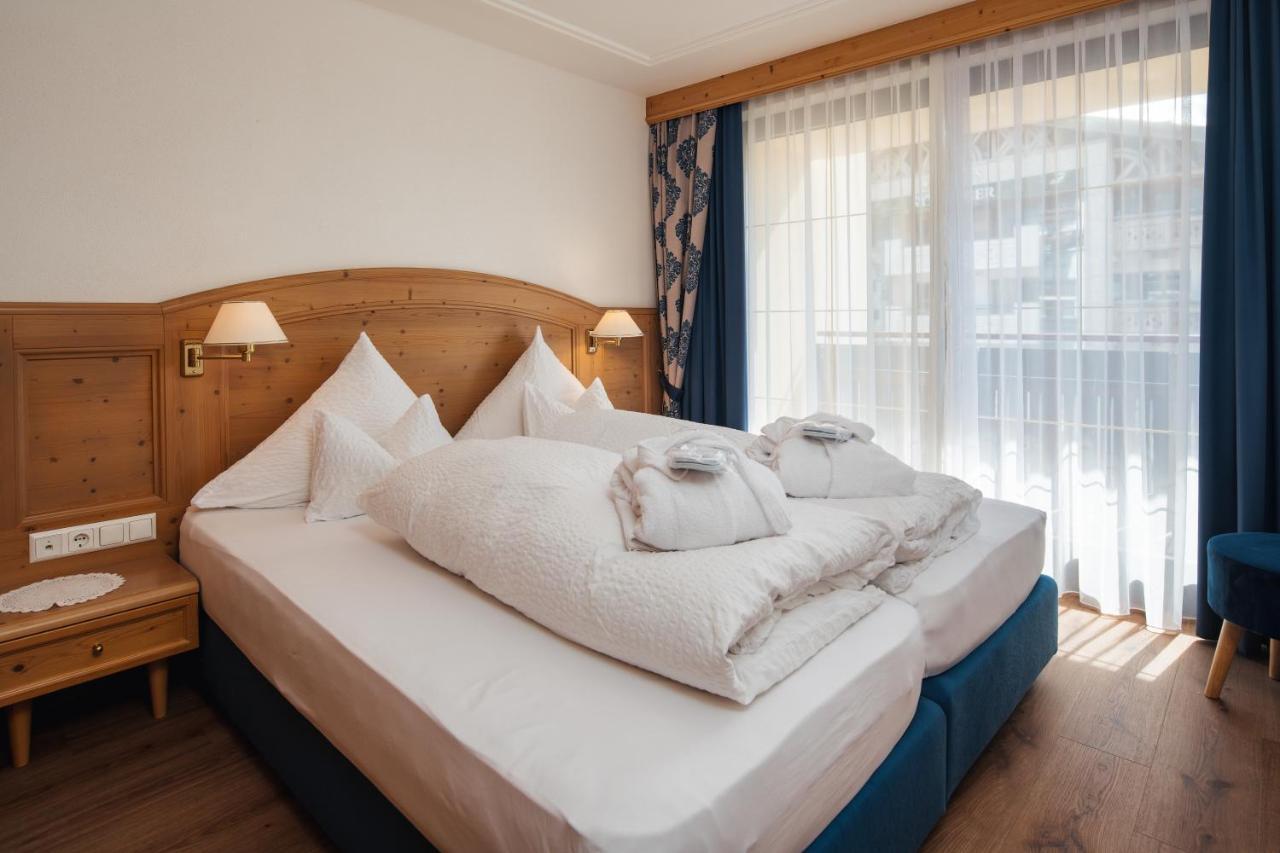 Hotel Garni Alpenruh-Micheluzzi Serfaus Esterno foto