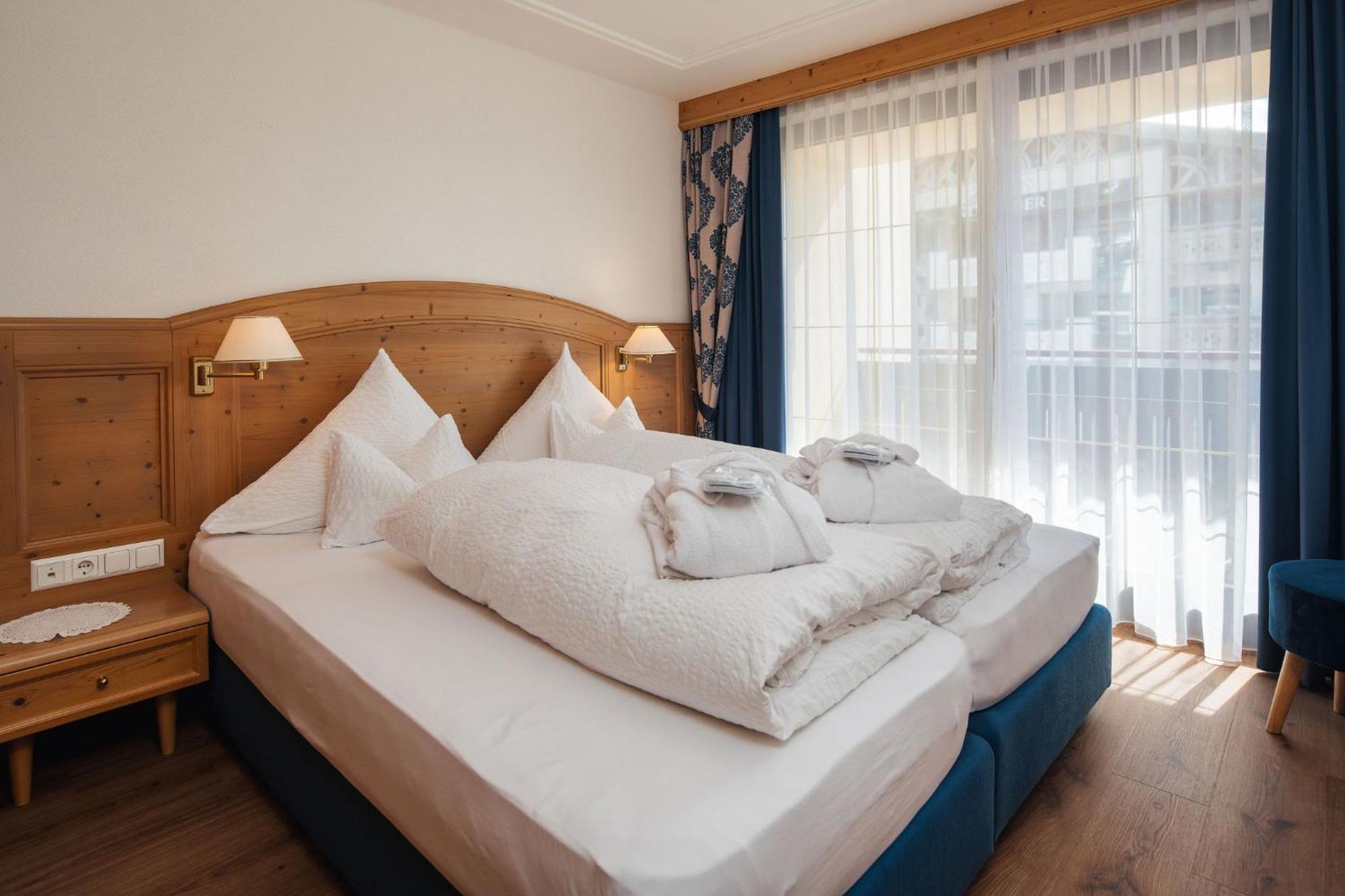 Hotel Garni Alpenruh-Micheluzzi Serfaus Esterno foto