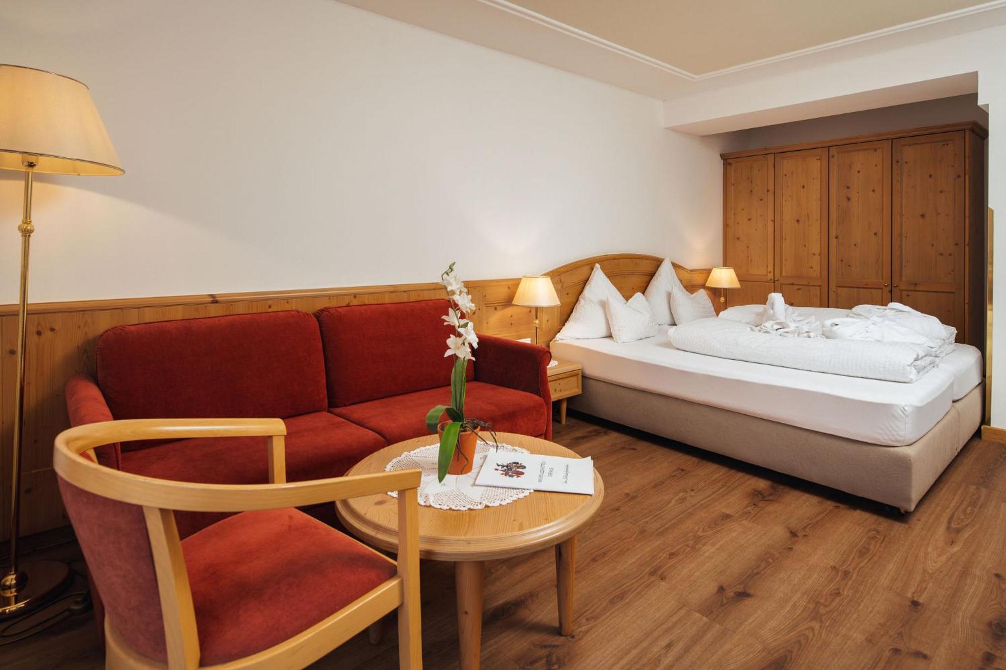 Hotel Garni Alpenruh-Micheluzzi Serfaus Esterno foto