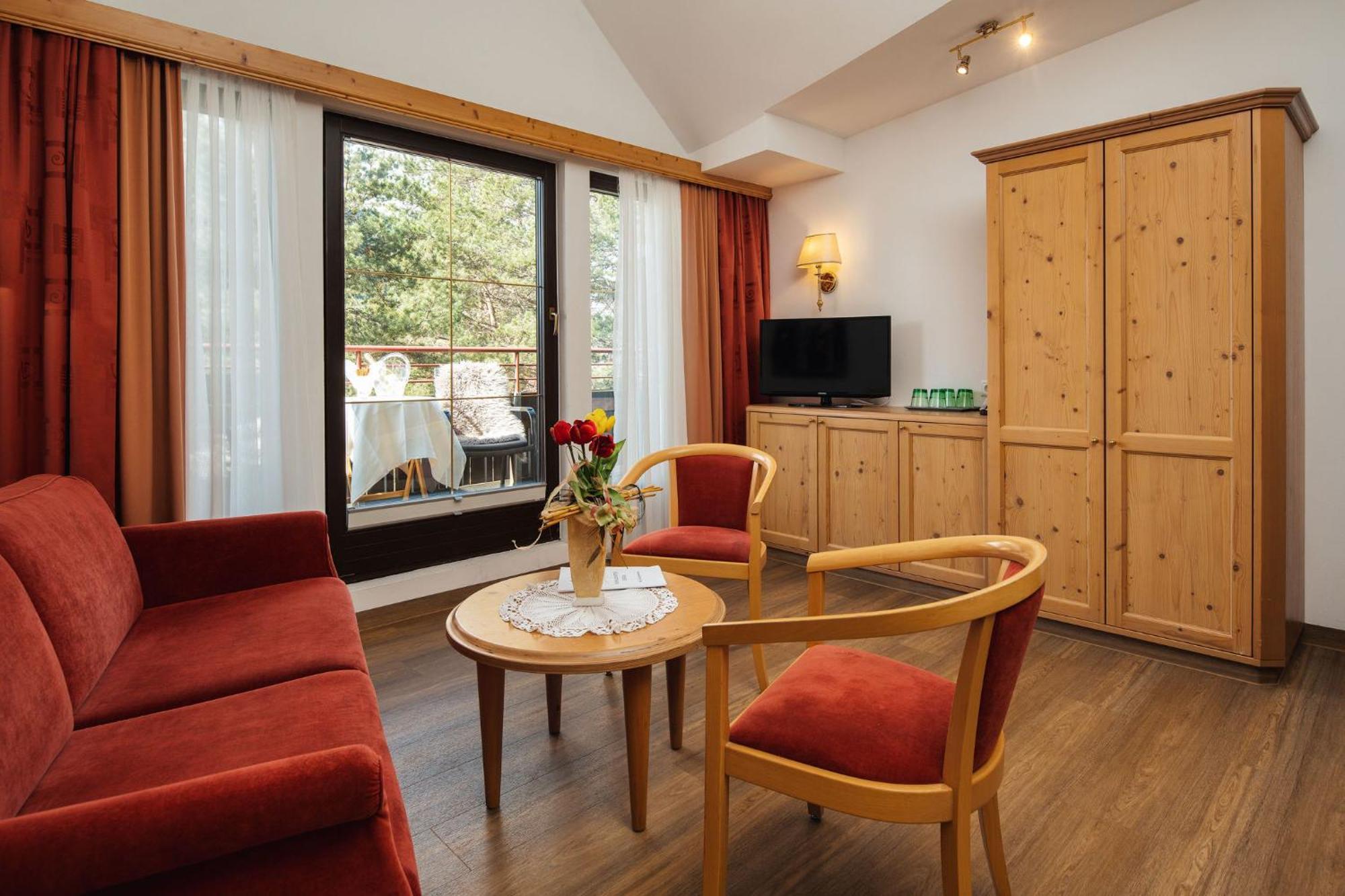 Hotel Garni Alpenruh-Micheluzzi Serfaus Esterno foto