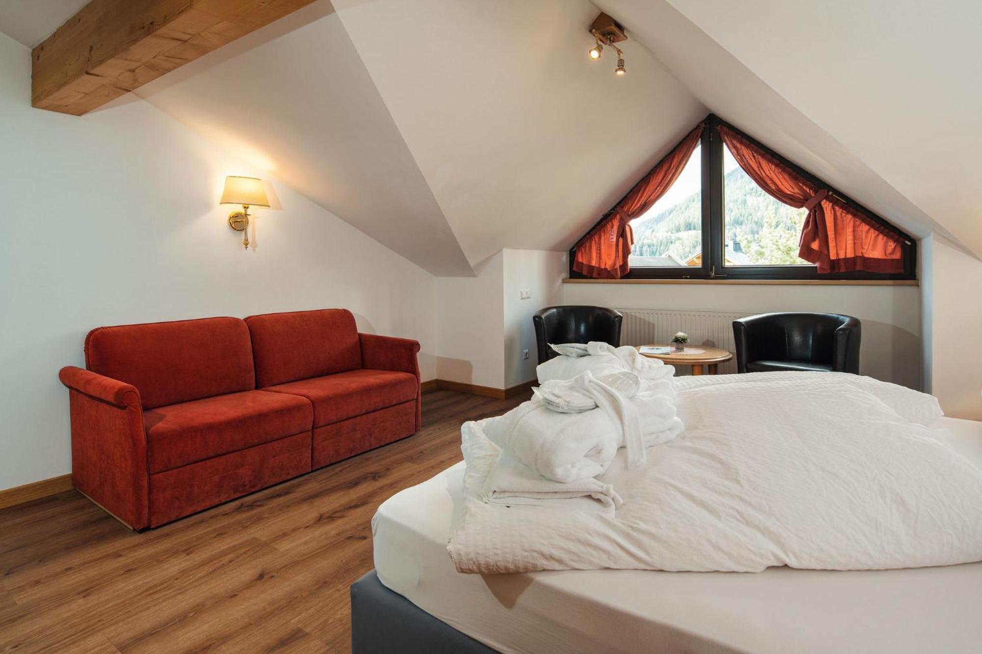 Hotel Garni Alpenruh-Micheluzzi Serfaus Esterno foto