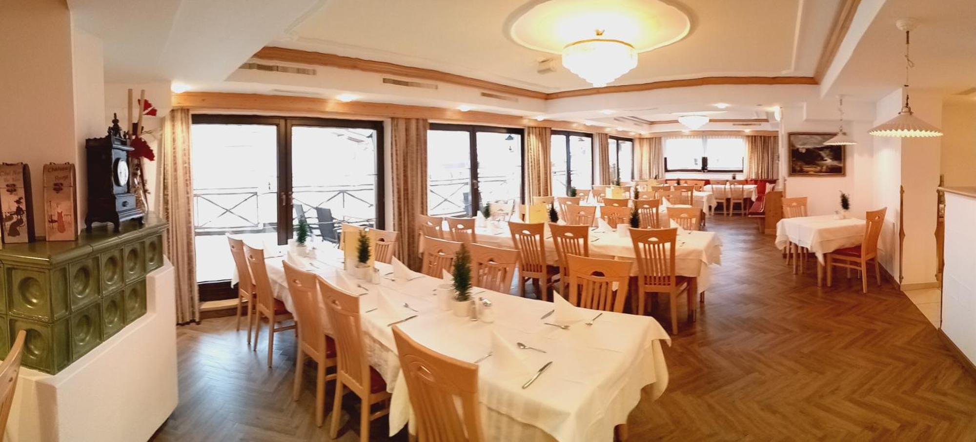 Hotel Garni Alpenruh-Micheluzzi Serfaus Esterno foto